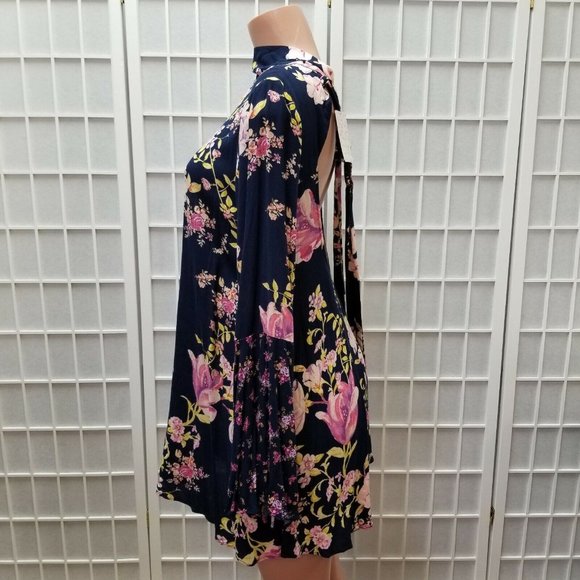 Free People Tate Bell Sleeve Tunic Mini Dress Women's Size XS Floral Print NWT - Picture 3 of 11